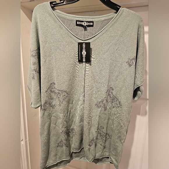NWT Rowdy Crowd Women's Western Sage Green Bronco Top Size Large - Picture 2 of 5